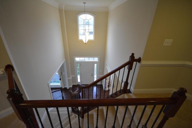 The 2 story foyer.
