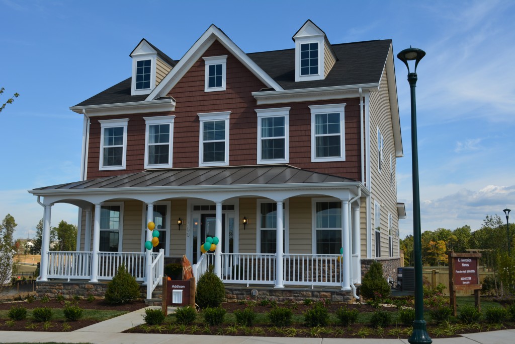 The Addison single family home with detached garage by K. Hovnanian Homes at Embrey Mill subdivision in Stafford County.