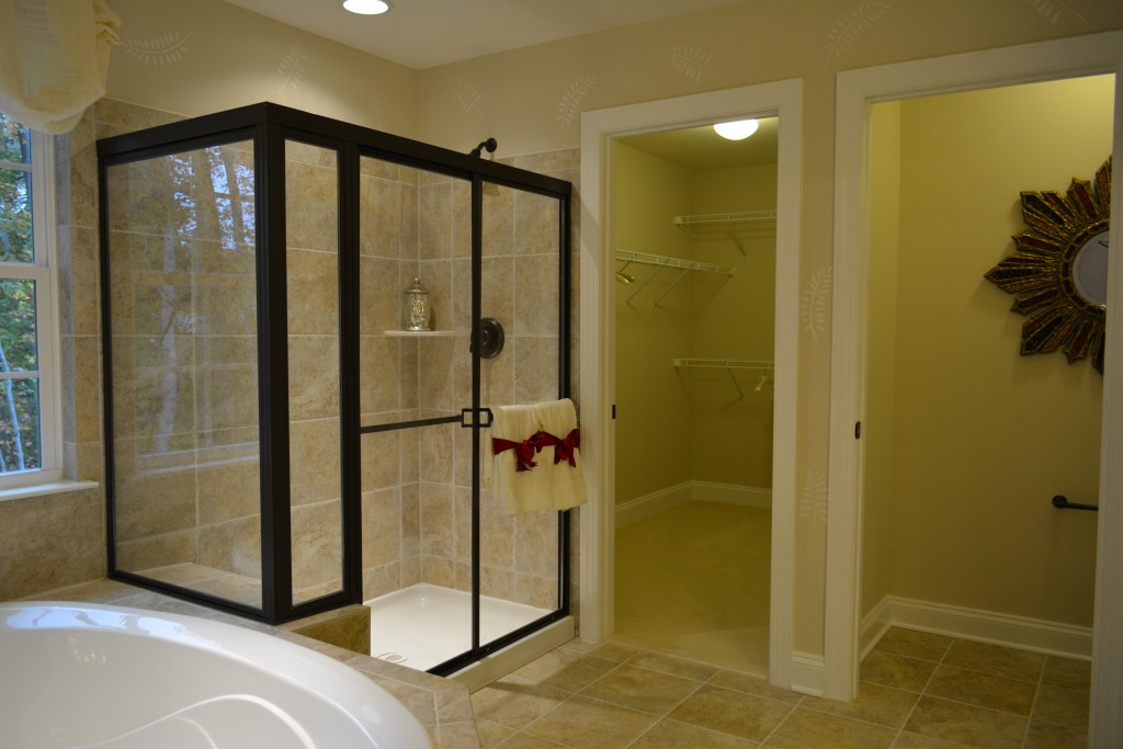 The Courtland Gate owner's suite bathroom by Ryan Homes at Liberty Knolls subdivision on Courthouse Road (Route 630) and Lake Estates subdivision on Mountain View Road (Route 627) in Stafford County.