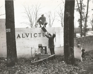 alvictus-security-wall-being-built
