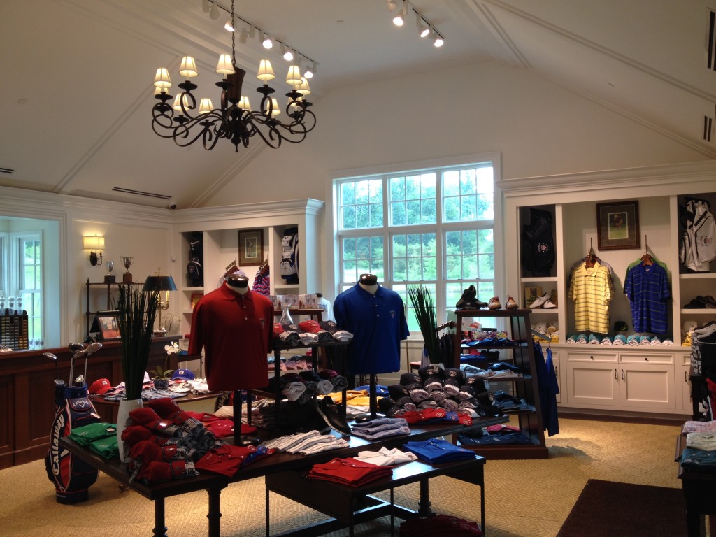 This is the golf pro shop at Potomac Shores Golf Course in Potomac Shores master planned community in Dumfries, Virginia (Prince William County). It is at 1750 Dunnington Place Dumfries, Virginia 22026. Contact us at www.TheMoyersTeam.com for information, brochures, and showings of this community.